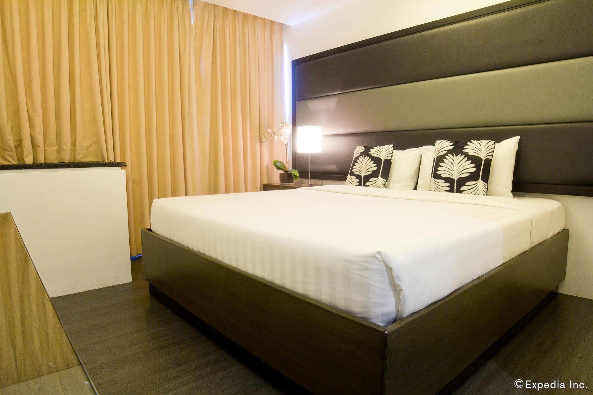 Privato Ortigas Hotel Pasig City Kültér fotó